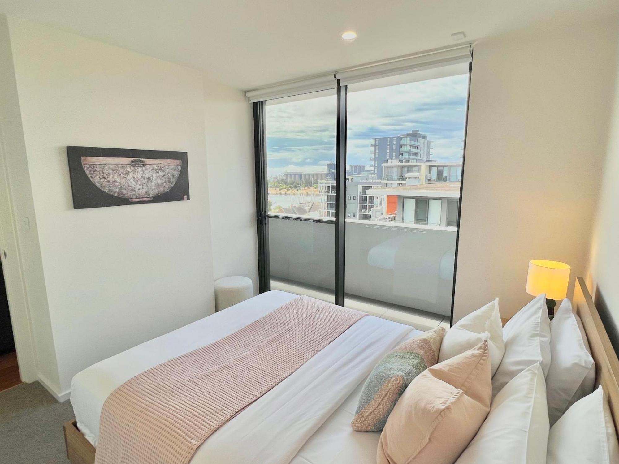 Harbour Towers, Newcastle'S Elite Apartment Stays, Free Parking & Tram Access Extérieur photo