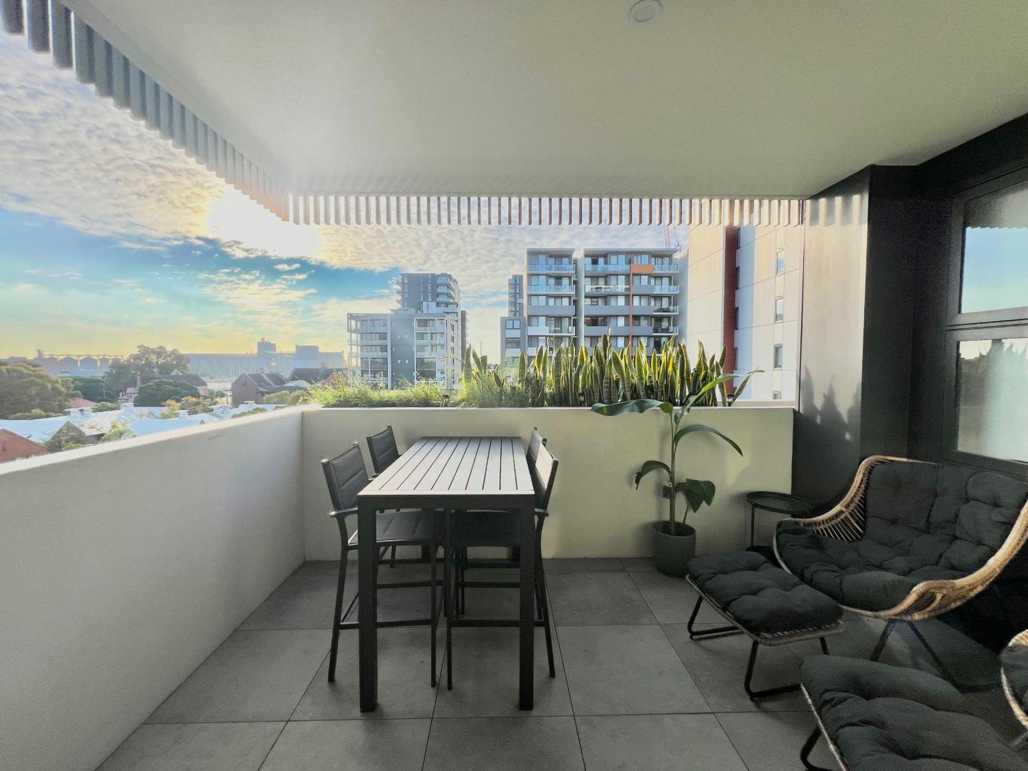 Harbour Towers, Newcastle'S Elite Apartment Stays, Free Parking & Tram Access Extérieur photo