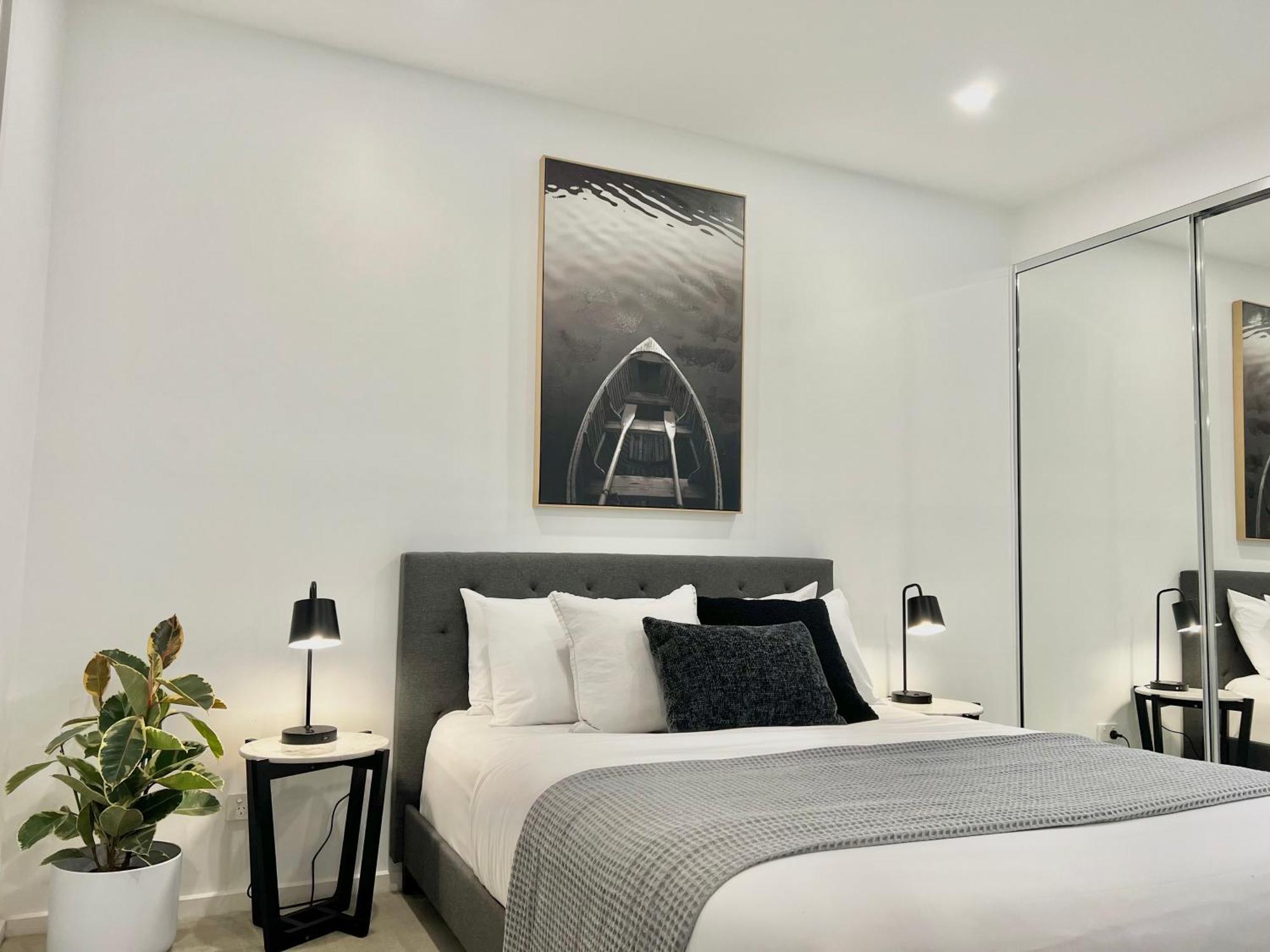 Harbour Towers, Newcastle'S Elite Apartment Stays, Free Parking & Tram Access Extérieur photo