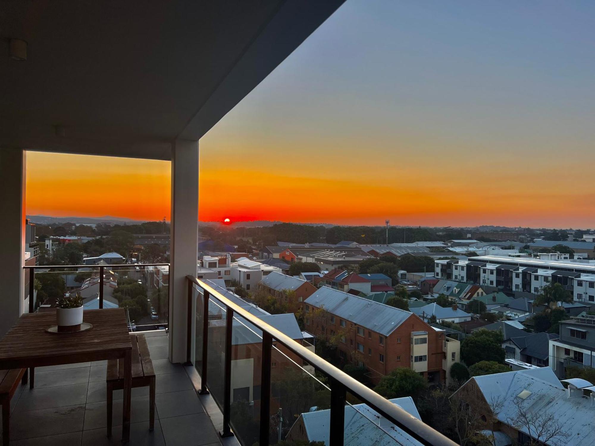 Harbour Towers, Newcastle'S Elite Apartment Stays, Free Parking & Tram Access Extérieur photo
