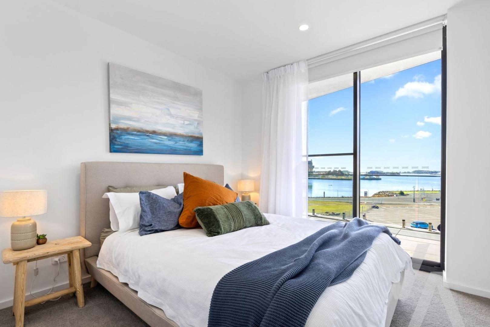 Harbour Towers, Newcastle'S Elite Apartment Stays, Free Parking & Tram Access Extérieur photo