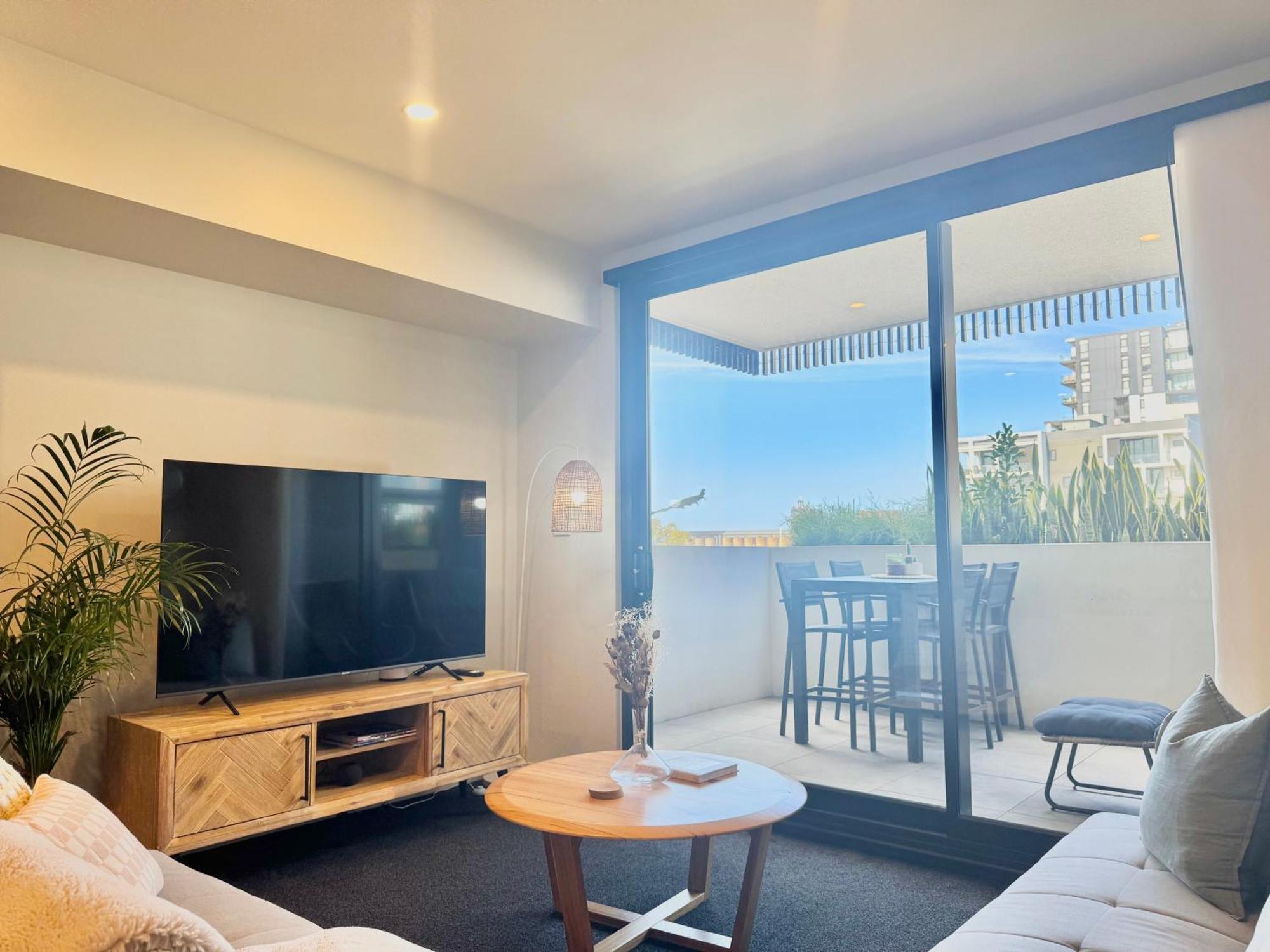 Harbour Towers, Newcastle'S Elite Apartment Stays, Free Parking & Tram Access Extérieur photo